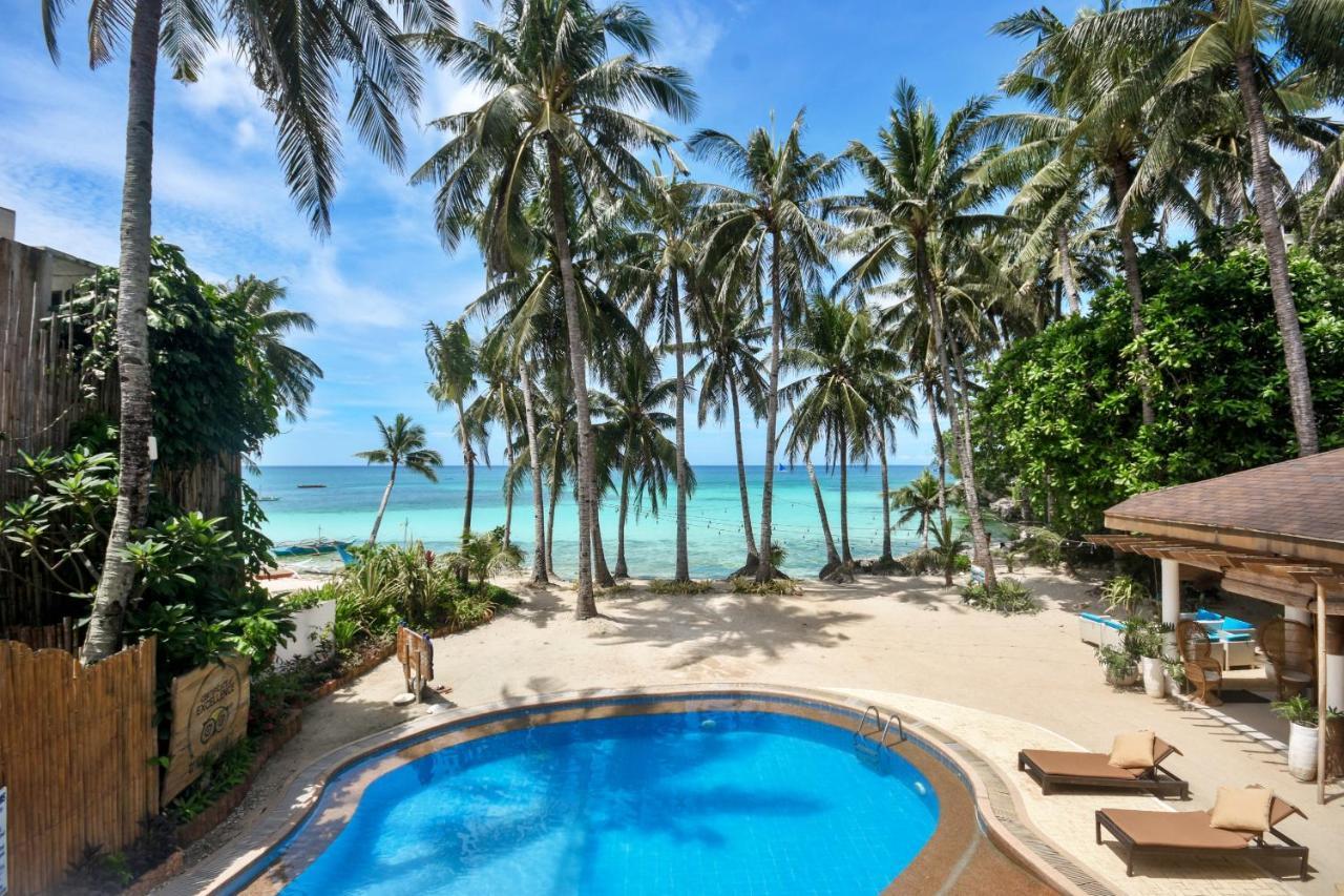 Microtel By Wyndham Boracay Balabag  Esterno foto