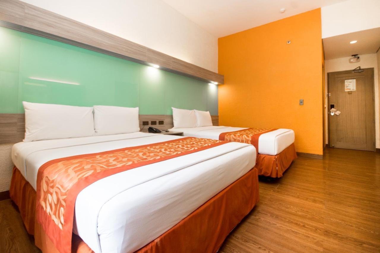 Microtel By Wyndham Boracay Balabag  Esterno foto